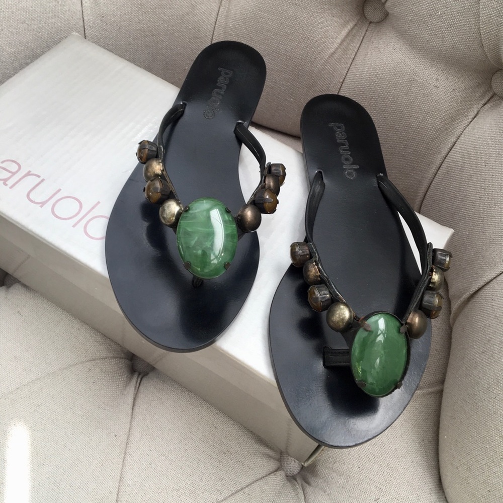 💚 $129 Paruolo stones gem stud leather sandal flip flat 36